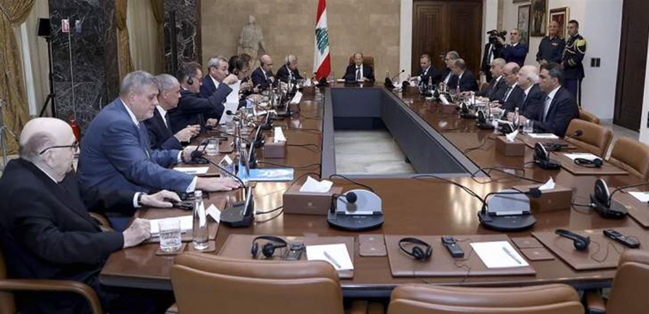 لبنان يخشى انفجاراً اجتماعياً واقتصادياً ويطلب مساعدة دولية