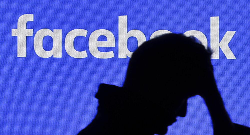 خسائر فيسبوك بالمليارات بعد تعليق شركات لإعلاناتها