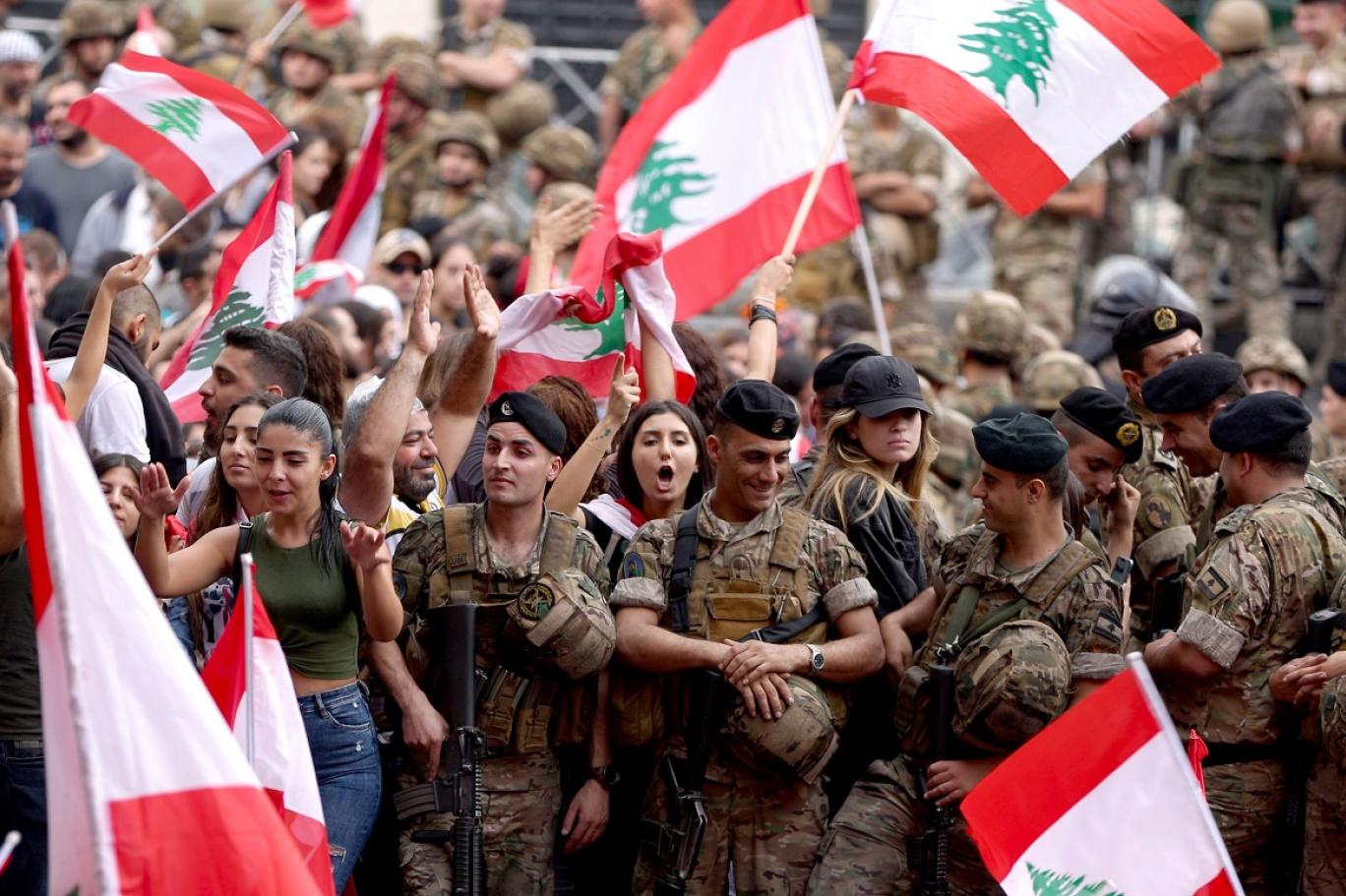 الجيش اللبناني 75 عاما من المجد والعطاء
