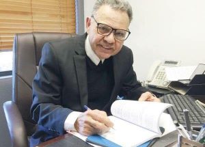 الصحفي هاني الترك