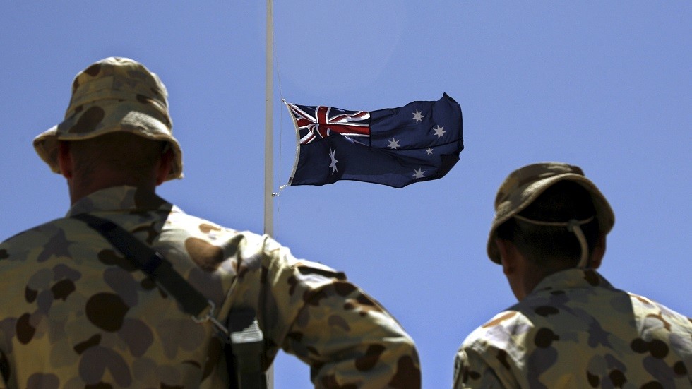 أستراليا تحقق في انتحار بين عسكرييها