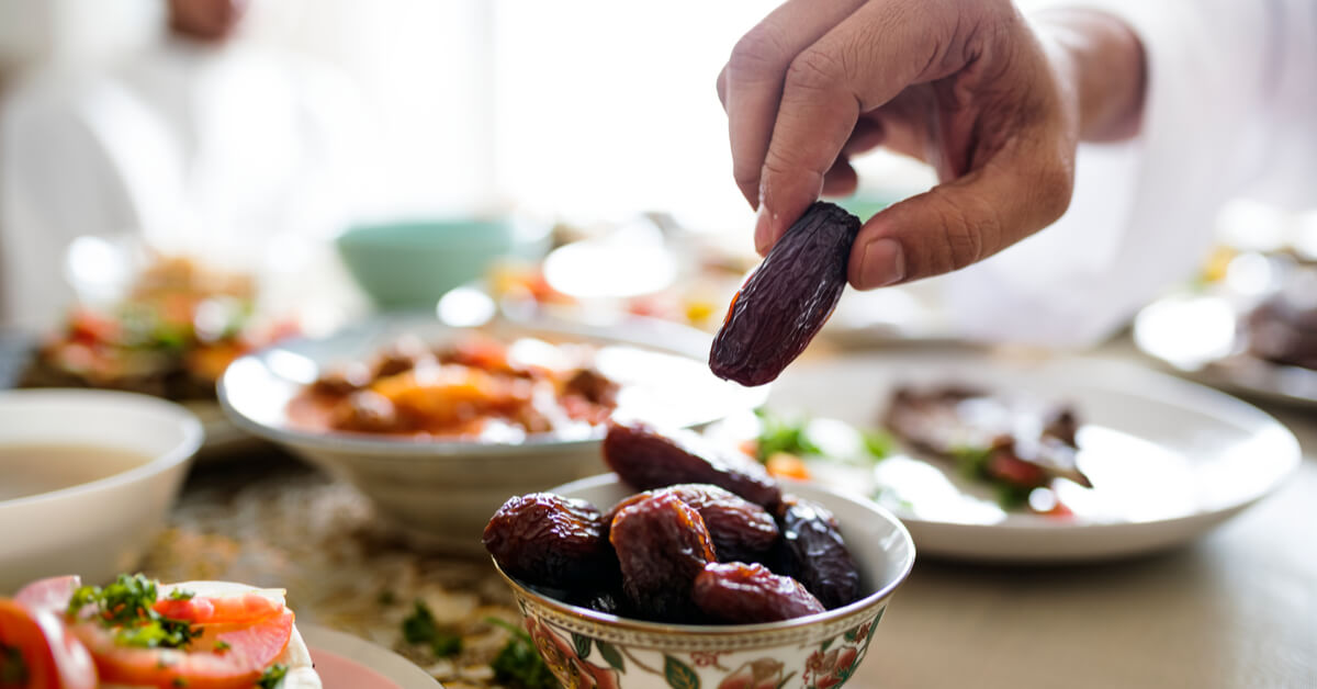كيف يمكن تحقيق التوازن الغذائي للصائمين خلال رمضان؟