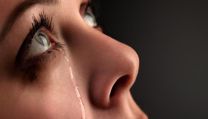 الفوائد الصحية للبكاء